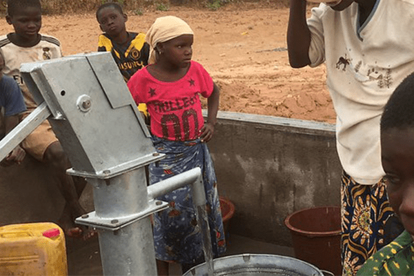 Projet fontaine afrique